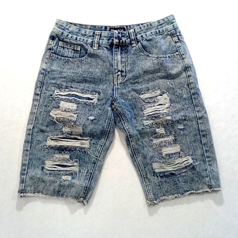 CJ Black premium raw hem shorts size 28 (measures29) Y2K distressed